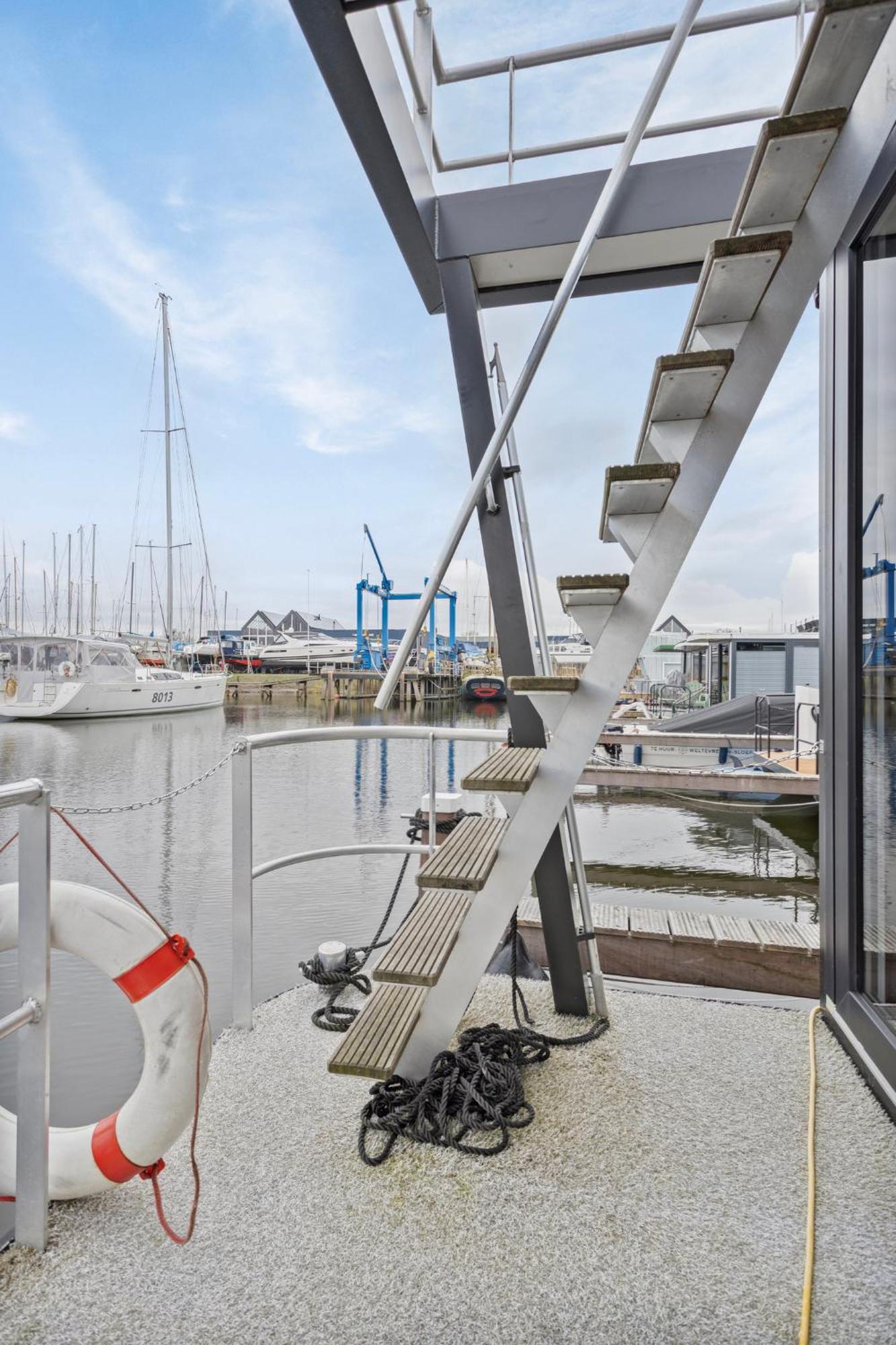 Luxurious Waterloft Near Beach And Centre By Weltevreden Experience 泽沃德 外观 照片