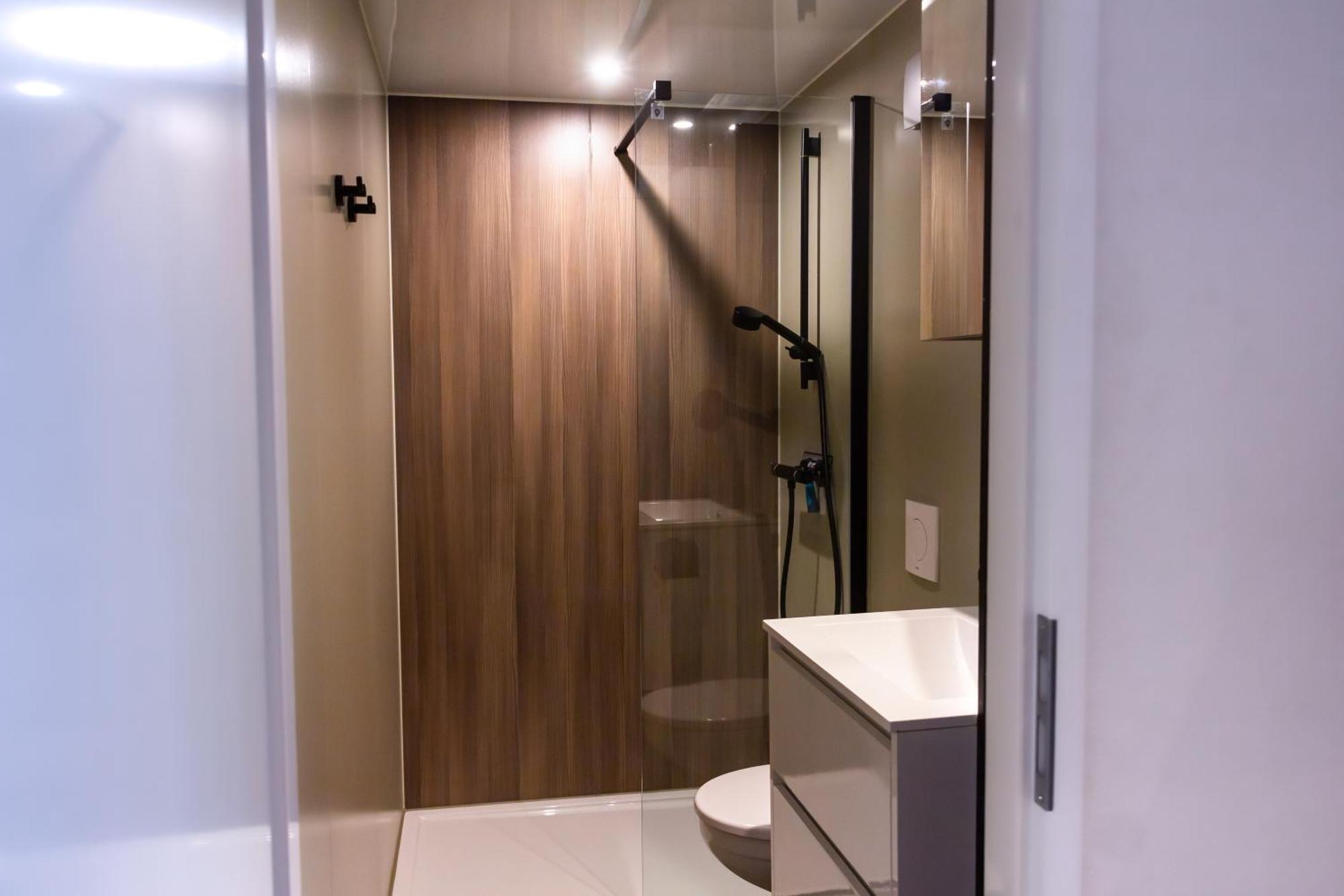 Luxurious Waterloft Near Beach And Centre By Weltevreden Experience 泽沃德 外观 照片